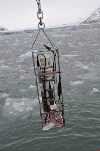 Multi parameter CTD probe - Kongsfjorden (Svalbard Islands) © Federico Giglio CNR-ISP